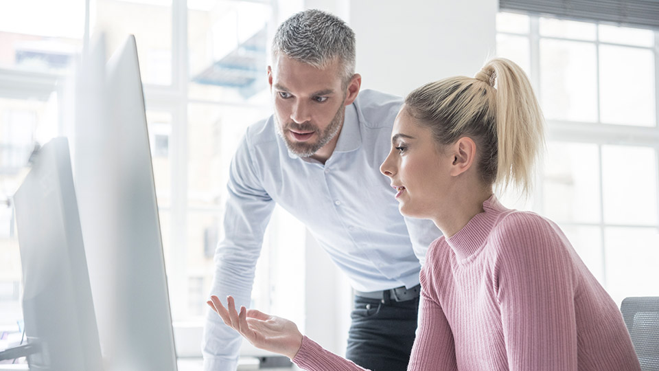 Employees test the prototype of their use case