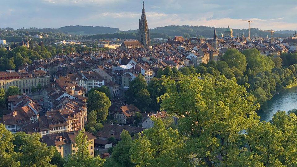 Panorama Ansicht einer Stadt in der Schweiz.